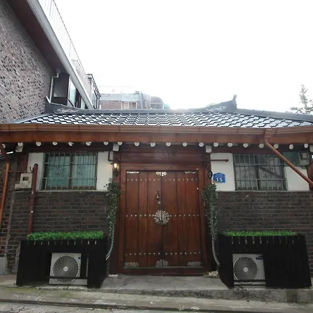 Icos Guesthouse 1 - Female Only